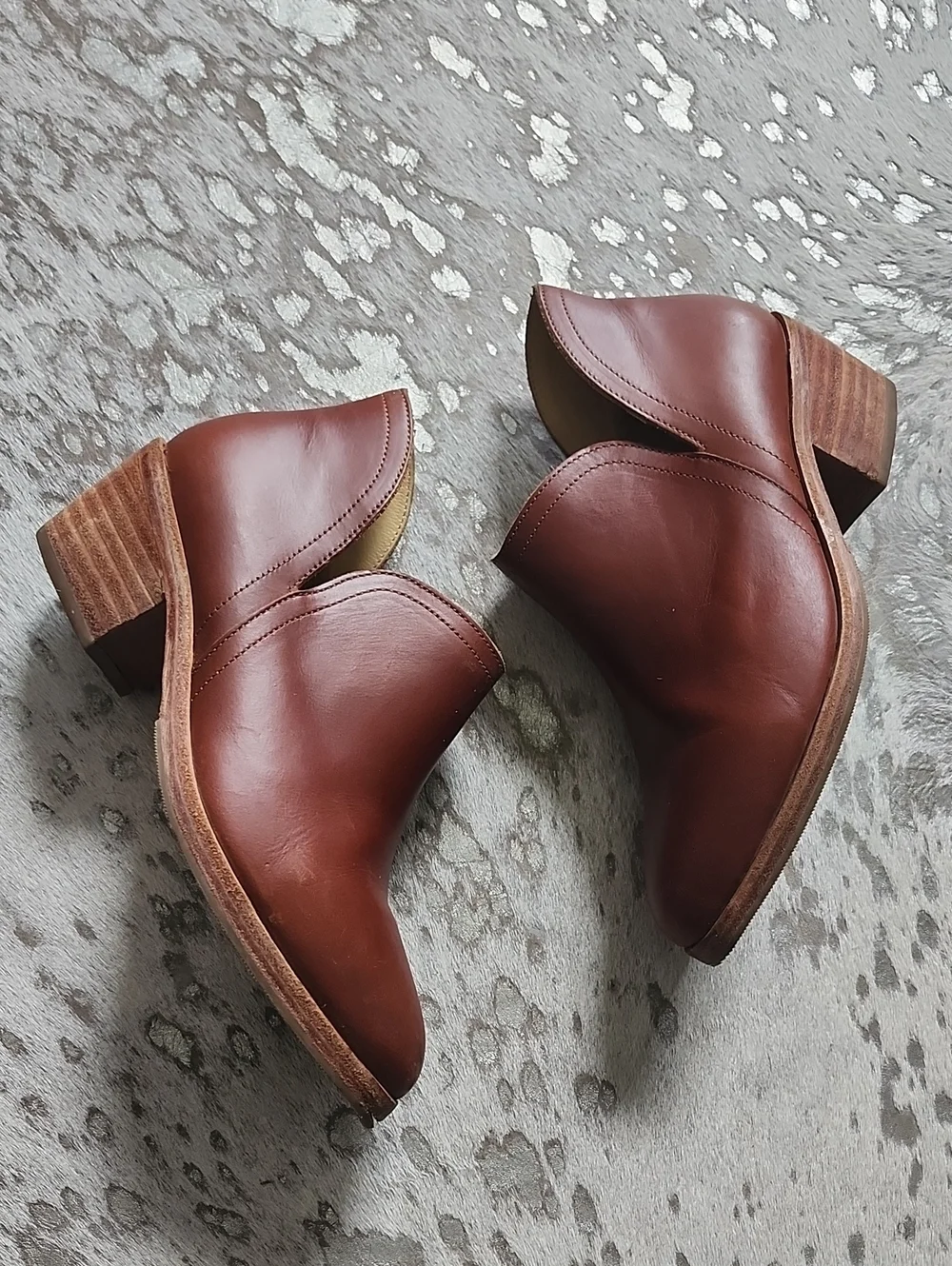 Nisolo Everyday Ankle Booties Mia Auburn Brown Leather Sz7